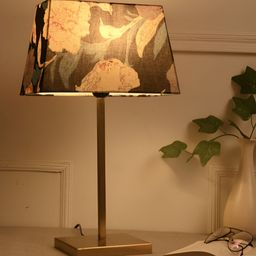 green girgit Black Printed Metal Frusturical Shaped Table Lamp with Bulb-6