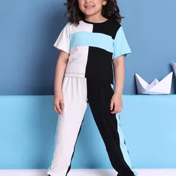 Baawri Girls Colourblocked Short Sleeves Pure Cotton T-Shirt With Joggers-image-66