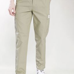 THE BEETEL HOUSE Men Relaxed Straight Leg Easy Wash Cargos Trousers-picture-42