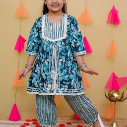 Aj DEZInES Girls Floral Printed Regular Mirror Work Pure Cotton Kurta with Patiala-picture-15