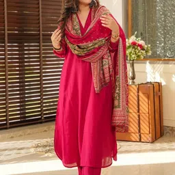 URMIR FASHION Women Regular Kurta with Trousers & Dupatta-41