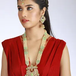 Anouk Gold-Plated Kundan-Studded & Beaded Jewellery Set-18