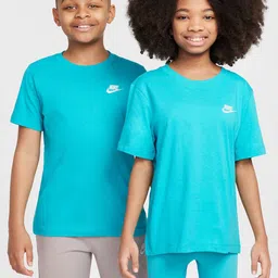 Nike Sportswear Older Kids' T-Shirt-picture-38