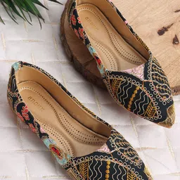 Anouk Colourblocked Party Platform Mules-10