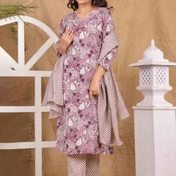Laad Floral Printed V-Neck Straight Kurta With Trousers And Dupatta-picture-0