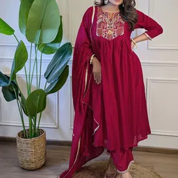THE52 Women Ethnic Motifs Embroidered Anarkali Kurta with Trouser & Dupatta-picture-39
