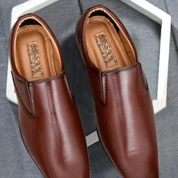Aaeshu Men Brown Solid Formal Shoes-picture-20