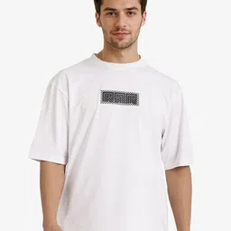 RARE RABBIT Men Typography Pockets Boxy T-shirt-image-33