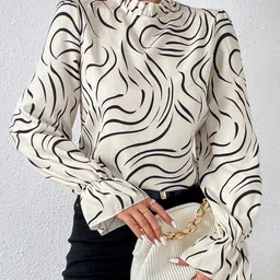 Stylecast X Slyck Print Puff Sleeve Ruffles Top-image-41