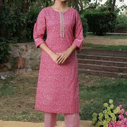 Chandbaali Women Floral Printed Regular Pure Cotton Kurta with Palazzos-38