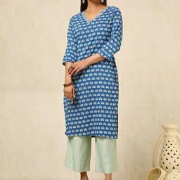 Soch Women Ethnic Motifs Printed Thread Work Kurta-image-58