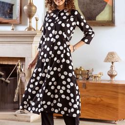 DIVASTRI Geometric Mandarin Collar A-line Kurta With Palazzos-image-23