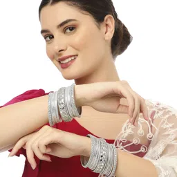 OOMPH Set Of 30 Kundan-Studded Bangles image 5