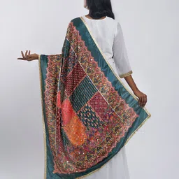 TEEJH Ethnic Motifs Printed Dupatta Wth Mirror Work image 5