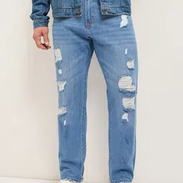 THE BEAR HOUSE Men Relaxed Fit Highly Distressed Light Fade Jeans-picture-7