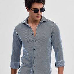 Snitch Men Smart Spread Collar Vertical Striped Slim Fit Casual Shirt-image-47