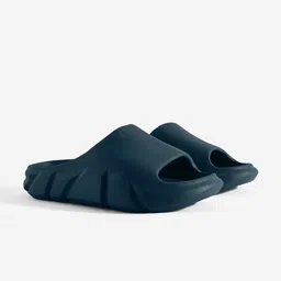 The Souled Store Men Solid Rubber Sliders-25