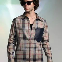 Campus Sutra Men Classic Checked Spread Collar Shirt-image-81