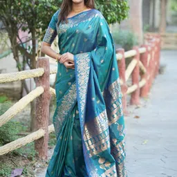 SGF11 Ethnic Motifs Zari Pure Silk Kanjeevaram Saree-image-31