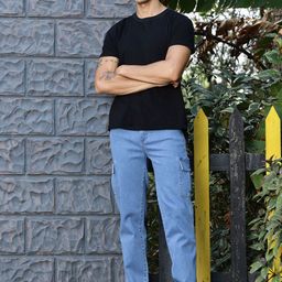 Mast & Harbour Men Smart Relaxed Fit Clean Look Light Fade Stretchable Cargo Jeans-image-45