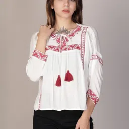 LIMEROAD Women Geometric Print Rayon Crepe Round Neck Fusion Top-image-11
