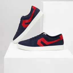 Levis Men Colourblocked Suede Sneakers-image-12