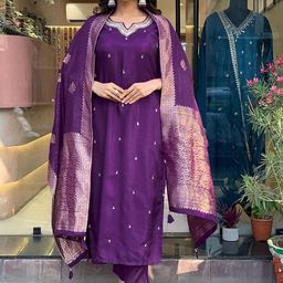Moda Rapido Women Ethnic Motifs Embroidered Regular Kurti with Trousers & With Dupatta-picture-5