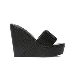 Flat n Heels Textured Open Toe Wedge Heels image 3