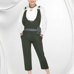 Smuktar garments Girls Green Clothing Set-image-93