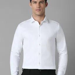 Louis Philippe Men Spread Collar Solid Cotton Slim Fit Formal Shirt-picture-39