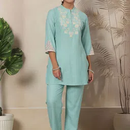 Nayam By Lakshita Paisley Embroidered Straight Kurta with Trousers-31
