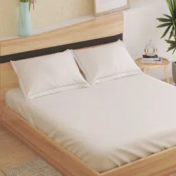 Home Centre Off White Queen Bedsheet with 2 Pillow Covers-image-67