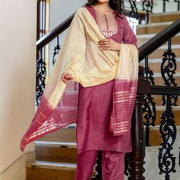SKYLEE Floral Yoke Design Round Neck Thread Work Straight Kurta With Trouser And Dupatta image 3