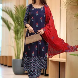 GoSriKi Women Floral Printed Kurta with Palazzos & Dupatta-picture-15