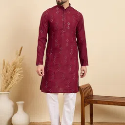 House of Pataudi Geometric Sequinned Mandarin Collar Chanderi Silk Straight Kurta-image-59