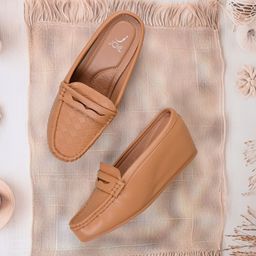 Jove Women Textured Loafers-image-35