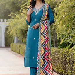 HERE&NOW Floral Embroidered V-Neck Straight Kurta With Trousers And Dupatta-image-93