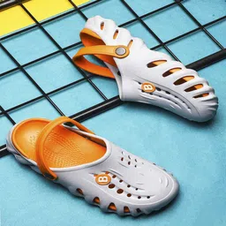 BERSACHE Boys Set Of 2 Self Design Clogs image 5