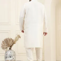 SOJANYA PLUS Men Regular Kurta with Churidar image 5