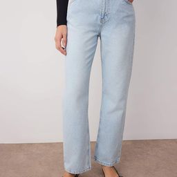 Trendyol Women Regular Fit Mid-Rise Jeans-picture-4
