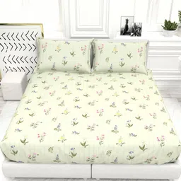 THE WHITE MOSS Cream & Green Floral Printed 210 TC Queen Bedsheet Set- 2.25 m x 2.55 m-image-69