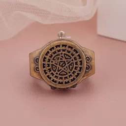 GC Jewelery Women Heart & Star Motif Rotating Analogue Ring Watch-image-92