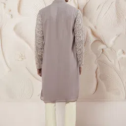 VASTRAMAY Men Floral Embroidered Regular Thread Work Kurta with Trousers & With Dupatta image 2