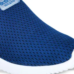 Action Men Mesh Running Non-Marking Shoes image 5