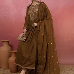 URMIR FASHION Women Ethnic Motifs Embroidered Empire Thread Work Kurta with Trousers & With Dupatta-picture-27