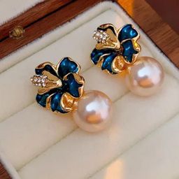 SZN KoreanEarring417 Gold-Plated Contemporary Shaped Pearls Drop Earrings-30