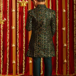 VASTRAMAY Boys Embellished Front Open Sherwani Set image 4