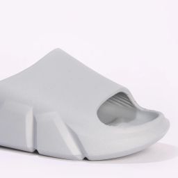 yousta Men Slip-On Slides image 5