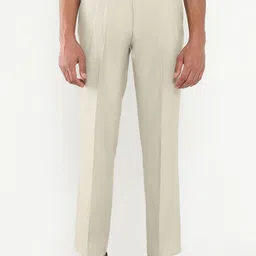 SHOWOFF Men Comfort Loose Fit Low-Rise Pleated Trousers-image-33