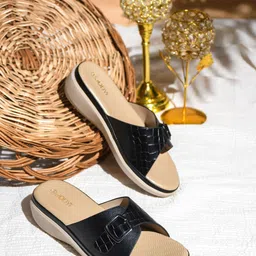JodyHub Women Textured Comfort Heel Sandals with Buckles-picture-41